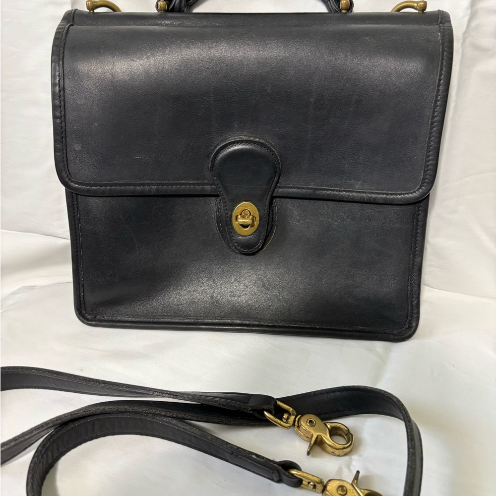 Coach Black Shoulder Bag with Timeless Appeal